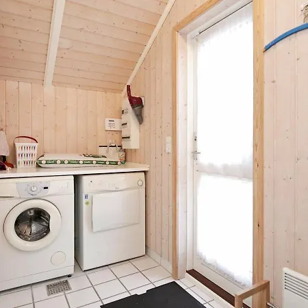 Three-bedroom In Nykobing Sj 7 Semesterbostad